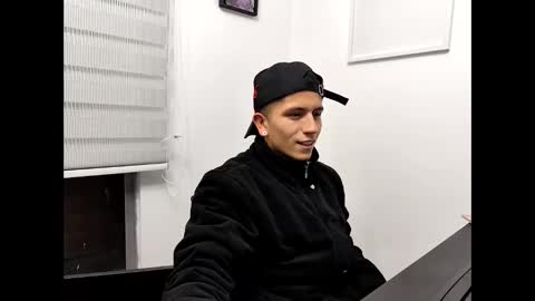 Snapshot of juanda9811 chatting on October 20, 5:55 am juanda9811 online show from October 20, 5:55 am