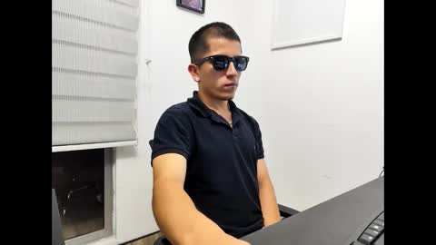 Snapshot of juanda9811 chatting on October 23, 11:19 pm juanda9811 online show from October 23, 11:19 pm