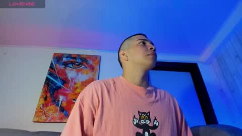 Juan David online show from February 9, 12:30 pm