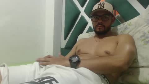 juanfe_style online show from November 12, 11:09 pm