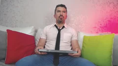 Juan k online show from February 7, 4:30 am