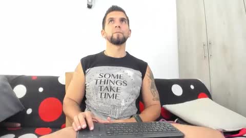 juleslake2 online show from December 1, 7:28 pm