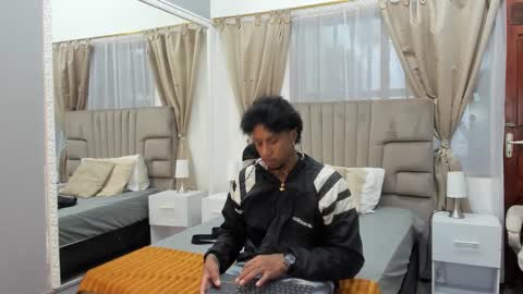 Snapshot of julian_billy chatting on December 8, 7:22 pm julian billy online show from December 8, 7:22 pm