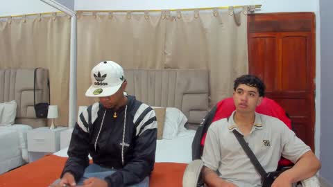 Snapshot of julian_billy chatting on January 3, 11:46 am julian billy online show from January 3, 11:46 am