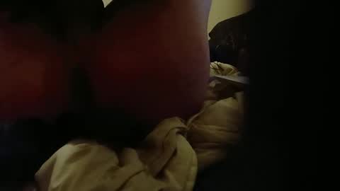 Snapshot of julianthemuffineater chatting on October 27, 3:09 am julianthemuffineater online show from October 27, 3:09 am