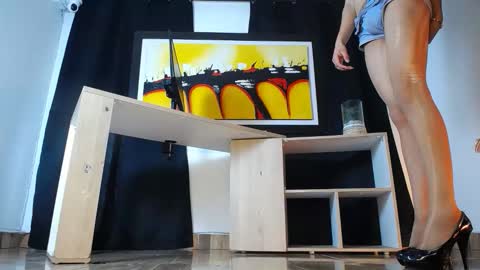 jullian online show from February 19, 10:50 pm