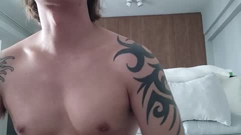 junakiraaa online show from November 24, 7:09 am