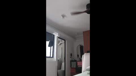 junakiraaa online show from January 6, 2:26 am