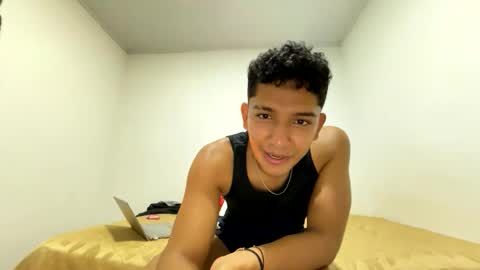 junior_osorio_2 online show from January 17, 4:37 am