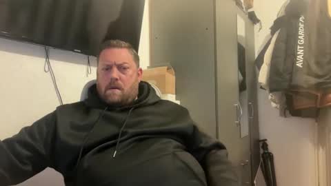 Junky online show from February 25, 6:42 pm