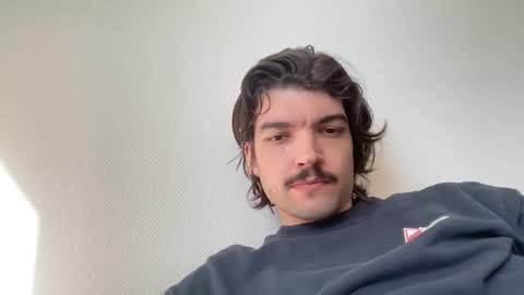 just_a_guy_with_a_big_cock online show from March 3, 10:33 am