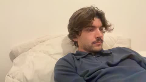 just_a_guy_with_a_big_cock online show from November 18, 4:00 pm