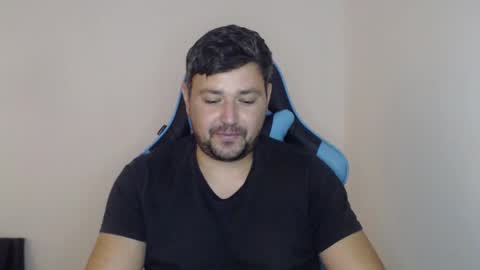 Alex online show from November 2, 11:47 am