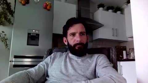 justin_huge online show from November 1, 11:47 am