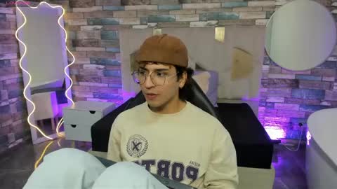  justin  online show from April 14, 12:05 pm