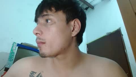 justin_taylor02 online show from October 1, 10:46 pm