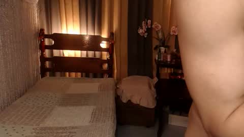 justine_hunk online show from February 13, 4:23 pm