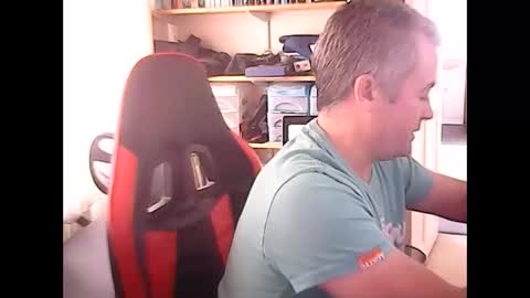 Snapshot of justmav chatting on September 29, 10:46 am justmav online show from September 29, 10:46 am