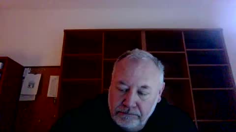 justme196756 online show from December 4, 2:51 am