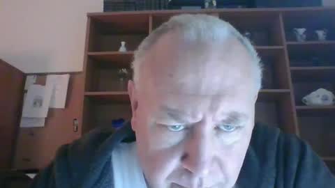 justme196756 online show from January 18, 11:11 am