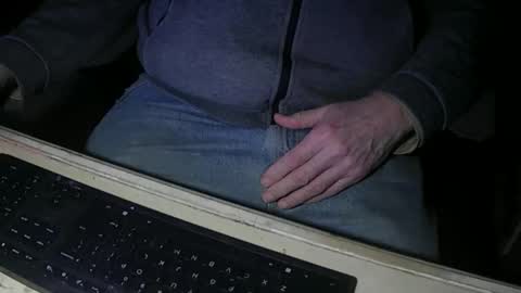 Justme39057 online show from February 9, 4:06 am