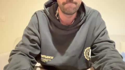 Snapshot of justmeandyou00 chatting on December 18, 6:46 pm justmeandyou00 online show from December 18, 6:46 pm