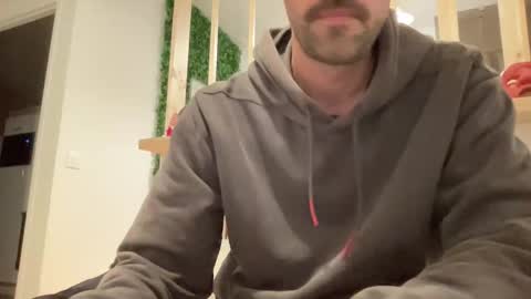 Snapshot of justmeandyou00 chatting on February 20, 6:02 pm justmeandyou00 online show from February 20, 6:02 pm