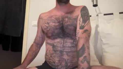 Snapshot of justmeandyou00 chatting on November 1, 4:11 pm justmeandyou00 online show from November 1, 4:11 pm