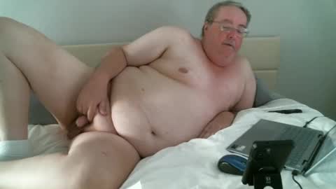 justmedm64 online show from March 3, 9:23 pm