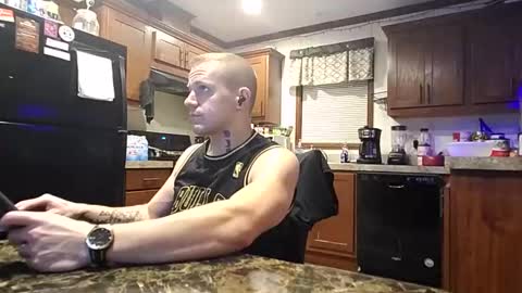 justus0624 online show from October 9, 3:00 am