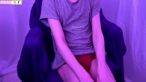 Jyjymjj online show from April 4, 7:11 pm