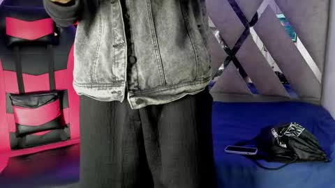 KAI online show from December 3, 3:23 am