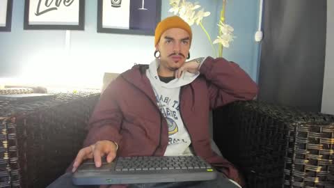 Kale online show from October 18, 11:37 am