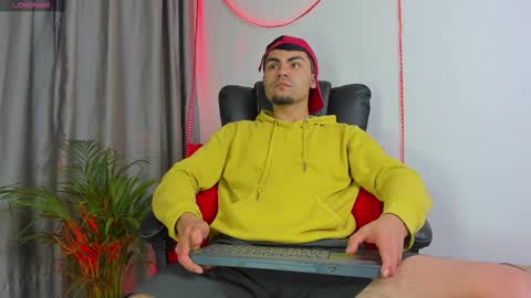 K A L I online show from September 19, 8:37 am