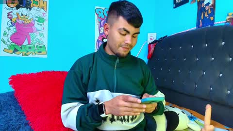 K A L I online show from February 3, 5:51 am