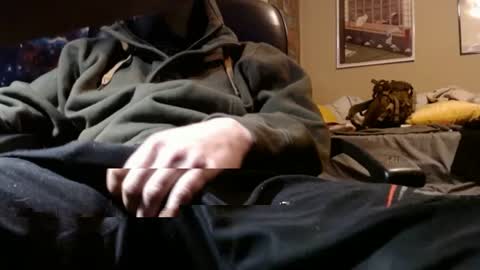 Snapshot of karnyx3 chatting on March 1, 8:47 am Karlos Montoya online show from March 1, 8:47 am