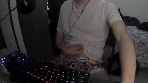 Snapshot of kassey12 chatting on February 5, 4:48 am AndyFuck online show from February 5, 4:48 am