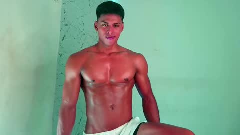 ken__owensx online show from October 1, 5:22 am