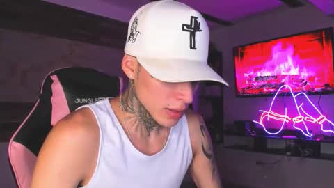 ken_and_bonnie online show from February 23, 12:40 pm