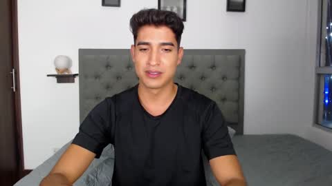 ken_blaker online show from December 20, 1:14 am