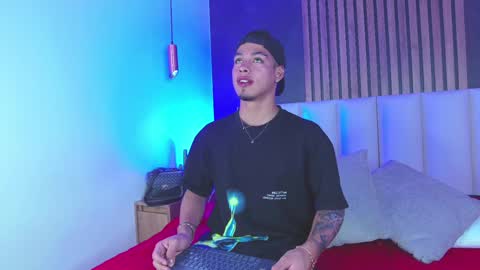   online show from February 4, 3:44 am