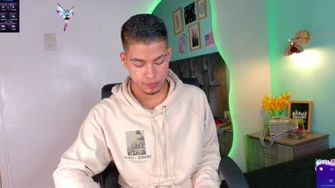   online show from January 19, 11:34 am