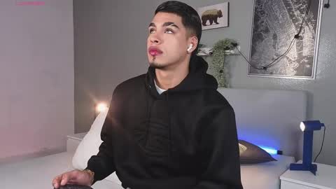   online show from September 26, 11:41 am