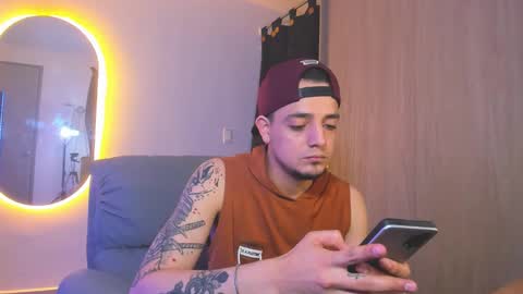 kendel_dimitri online show from January 12, 6:17 am