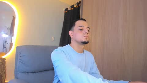 kendel_dimitri online show from February 8, 4:25 am