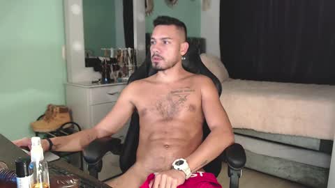 Chriss Morales online show from February 10, 2:59 pm