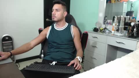 Chriss Morales online show from January 25, 2:26 am