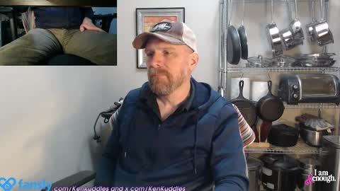 Snapshot of kenkuddles chatting on February 18, 1:44 pm Ken Kuddles online show from February 18, 1:44 pm