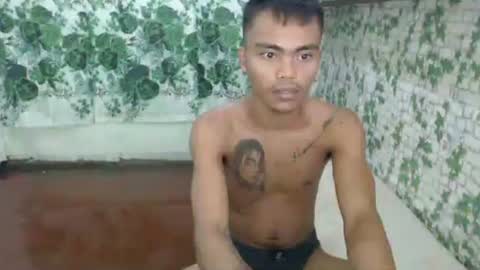kenneth_jeey online show from May 2, 10:40 am