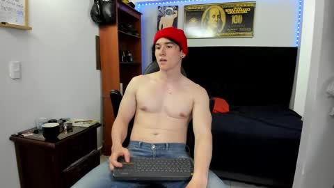 Santiago online show from February 11, 3:50 am